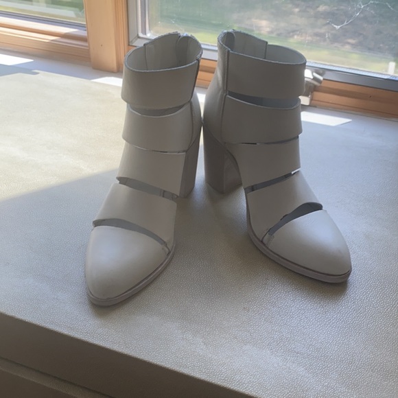 Steven by Steve Madden boots - Picture 4 of 4